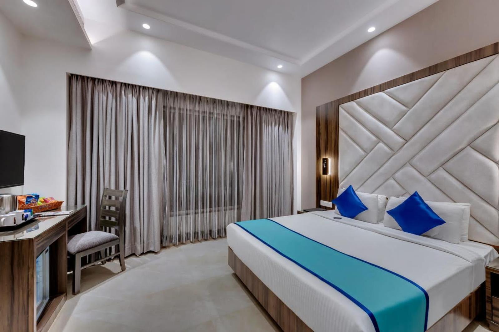 Hotel Suba Star Ahmedabad Exterior foto