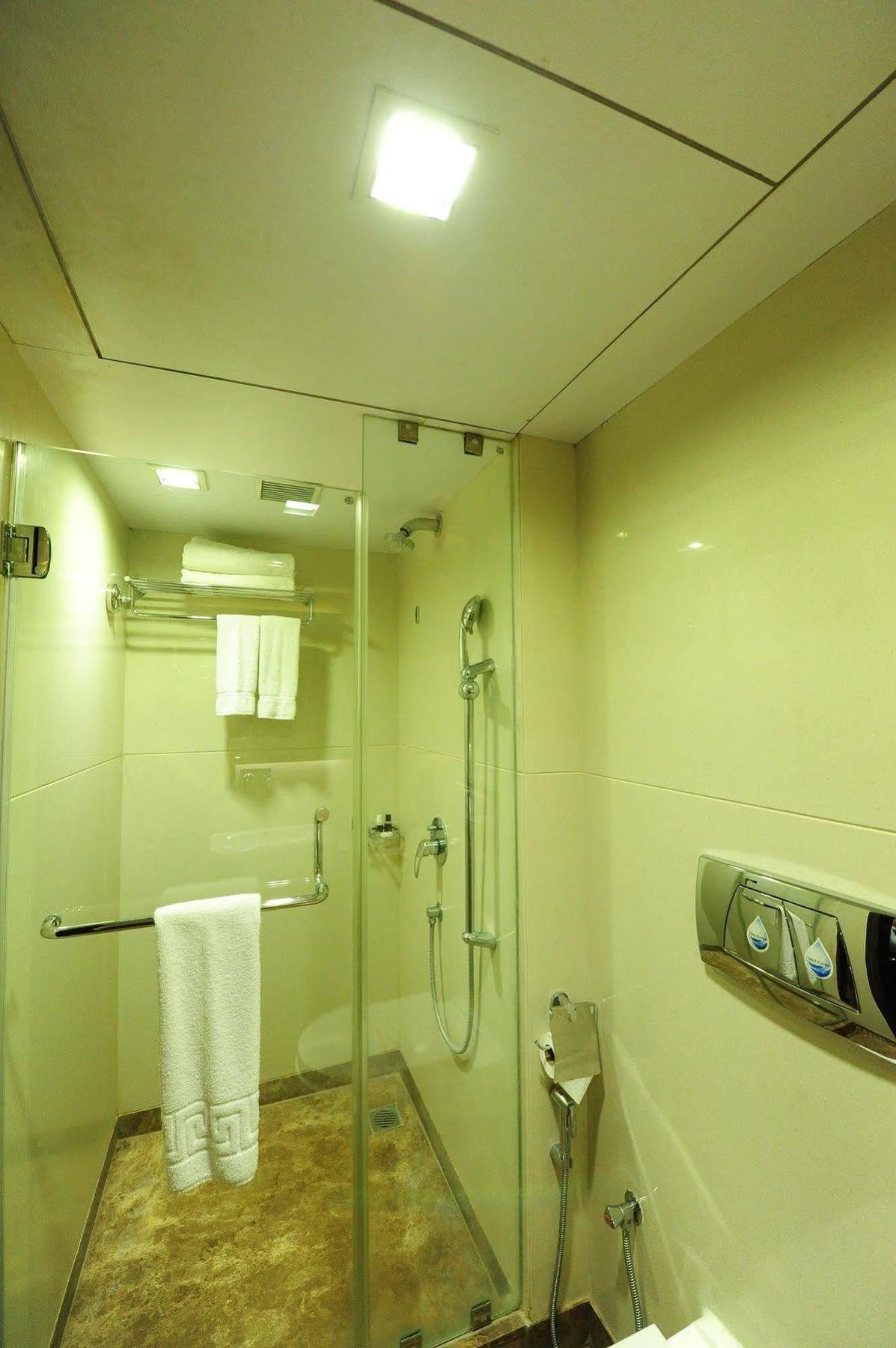 Hotel Suba Star Ahmedabad Exterior foto